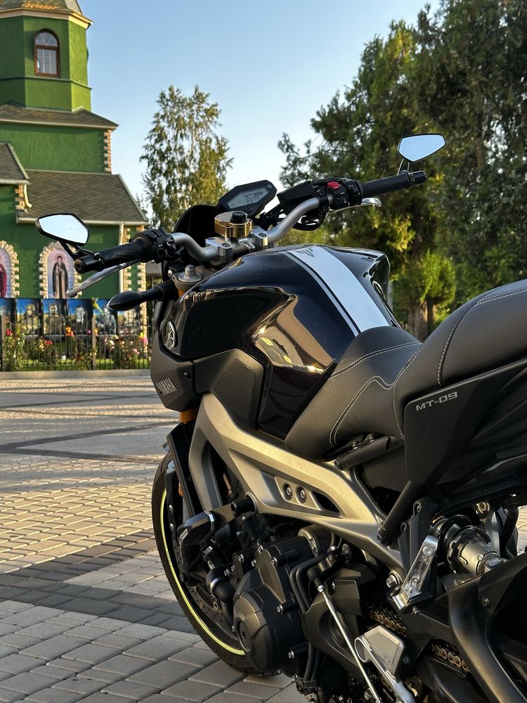 Yamaha mt09 MT09 идеальное состояние. Переоформление.