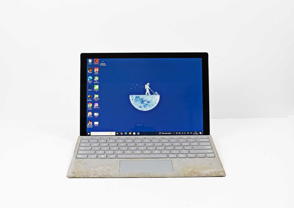 Microsoft Surface Pro 5 LTE Core i5-7300U/ RAM 8 Gb/ SSD 256 Gb/ 12,3"