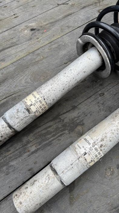 Стійки БМВ Е39 М57 SACHS оригінал розові мітки стойки стійки е39 бмв