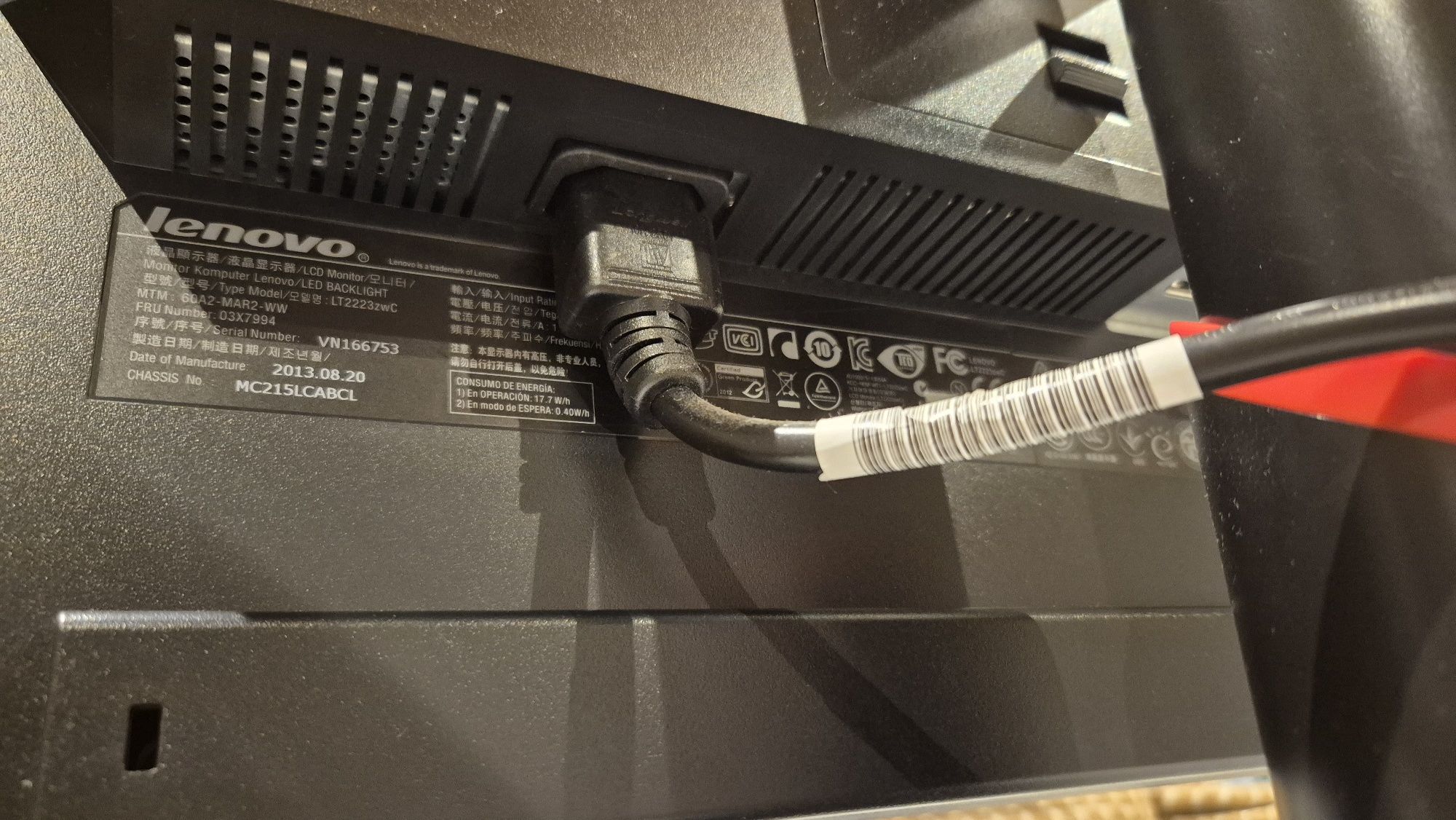 Monitor LED Blacklight Lenovo LT2223zwC