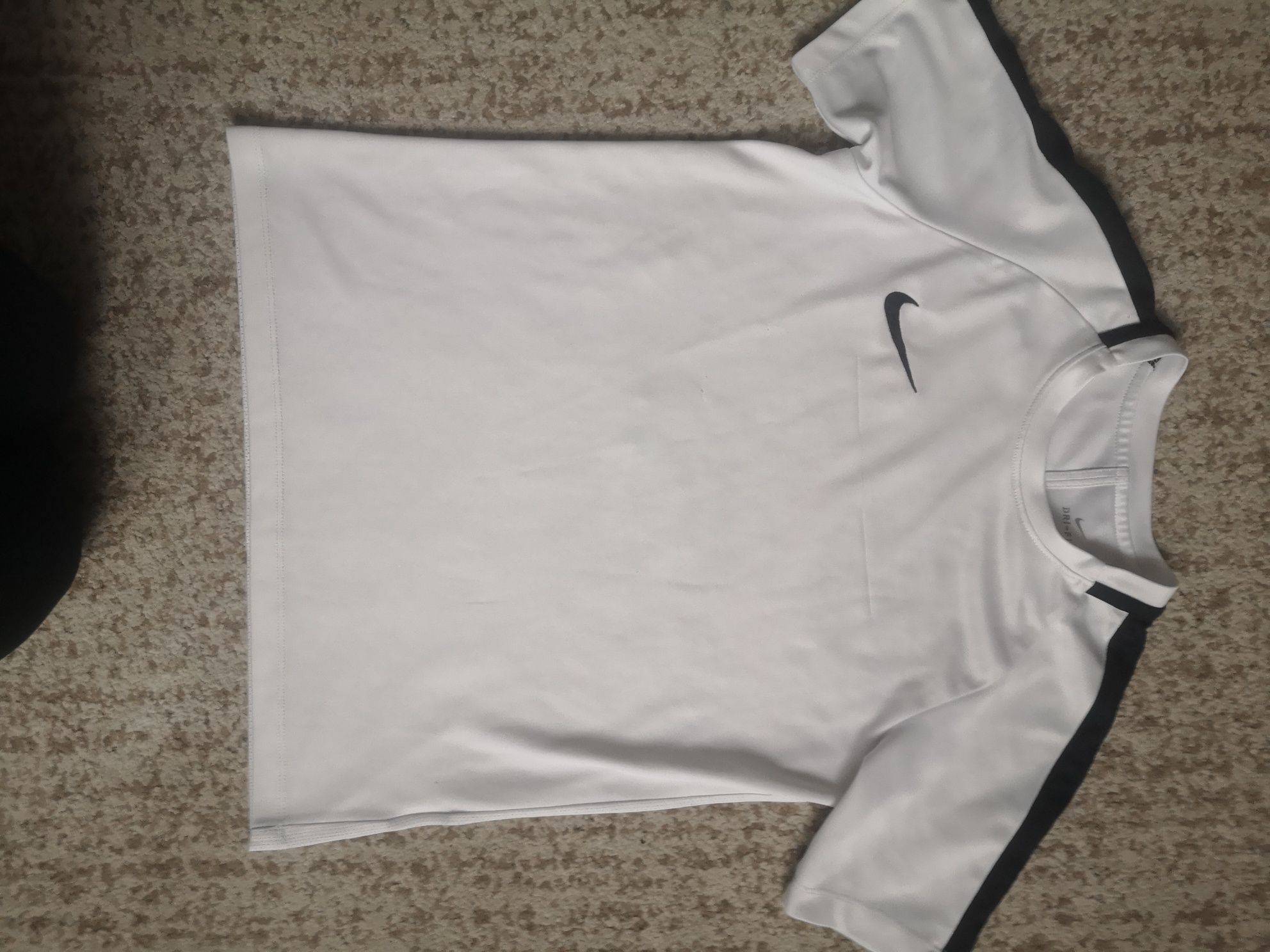 Koszulka Nike 137-147