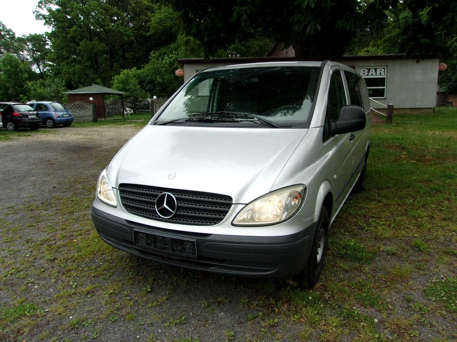 Mercedes Vito 639 sprowadzony do opłat  8-osobowy