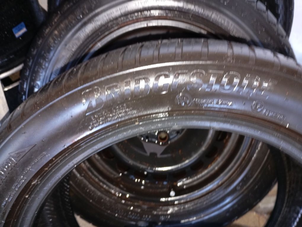 2 Pneus Bridgestone 245/45/R17