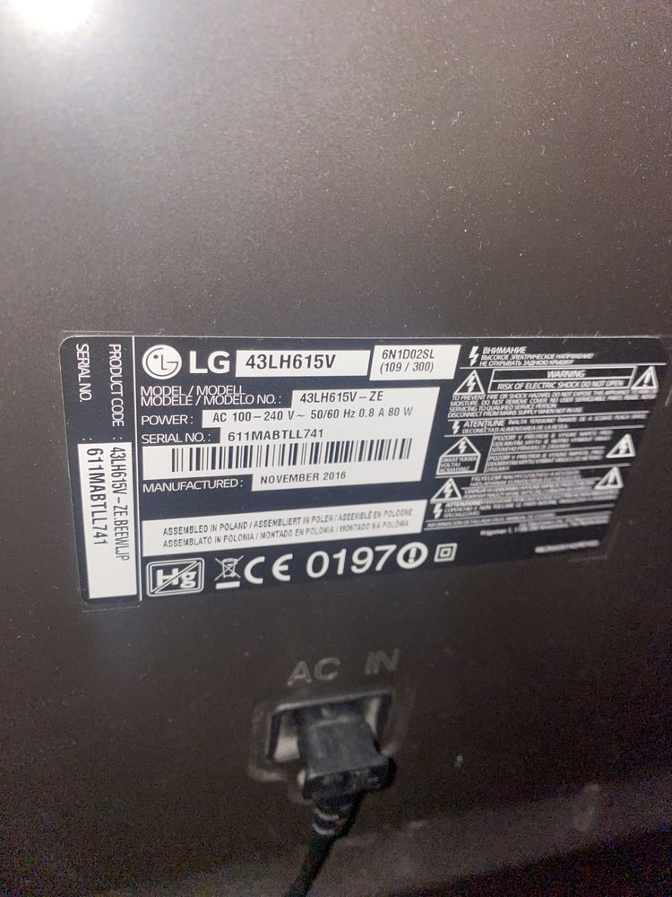 Продам плазму LG43LH615V