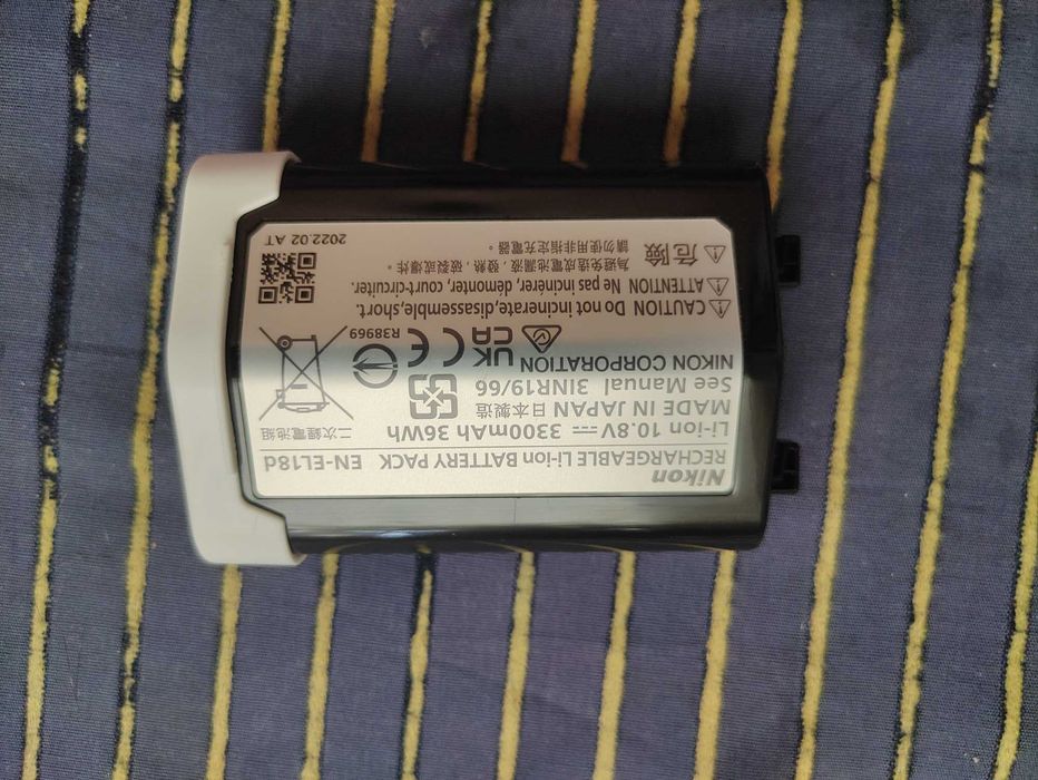 Nikon Z9 com duas baterias