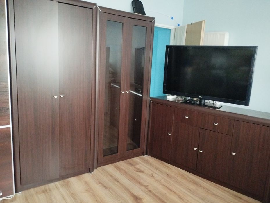 Sprzedam meble komoda szafa i witryna