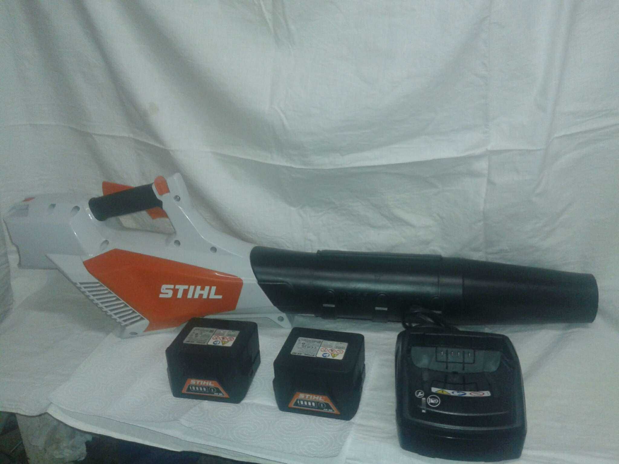 piła akumulatorowa STIHL dmuchawa jak nowe akumulator ładowarka