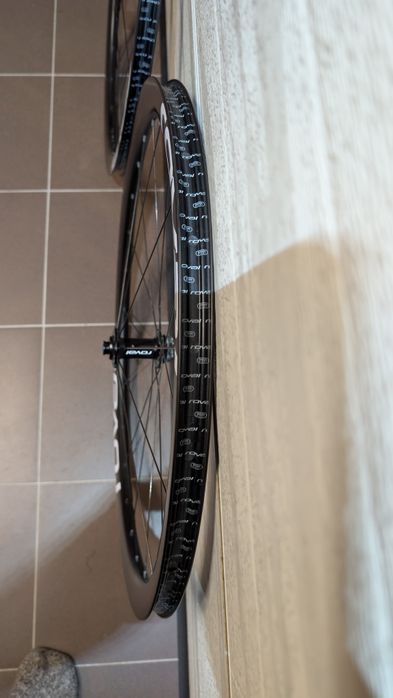 Koła karbonowe roval c38