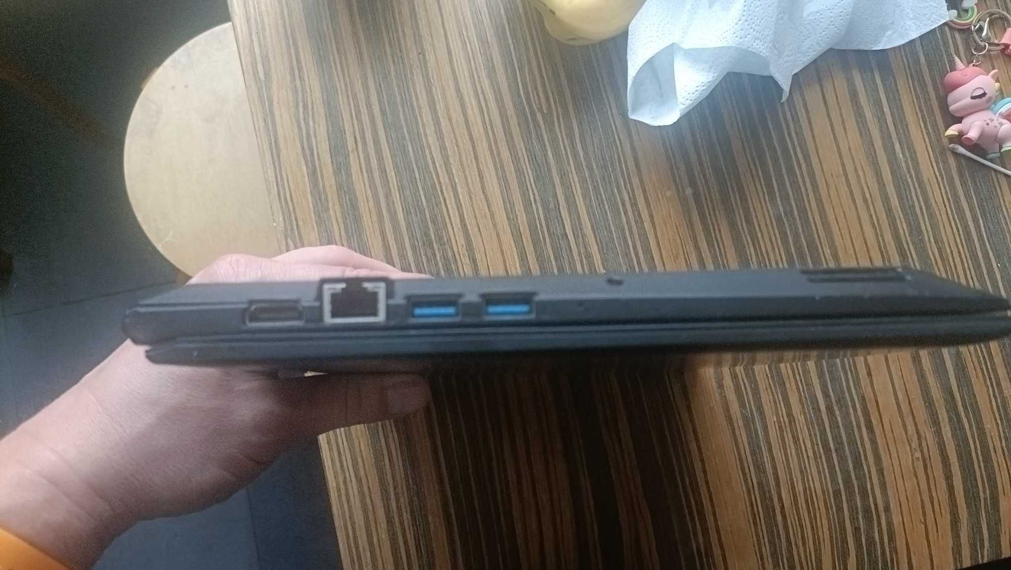Lenovo ultrabooki E31-80 i5/8GB/500