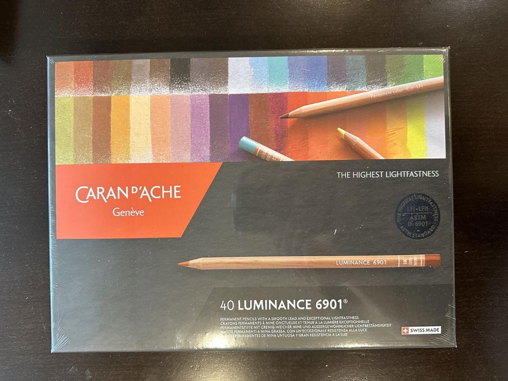 Набор водостойких карандашей Luminance 6901 Carand’ache 40щт