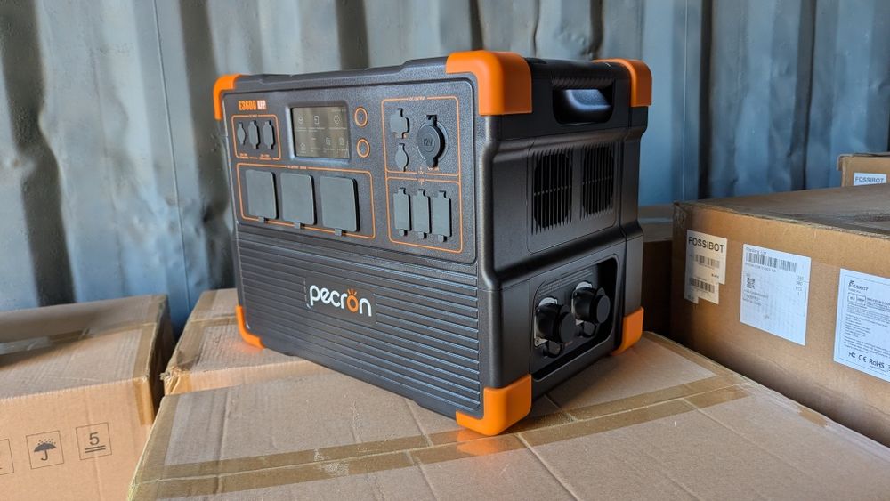 Зарядна станція Pecron 3600 вт - E3600LFP