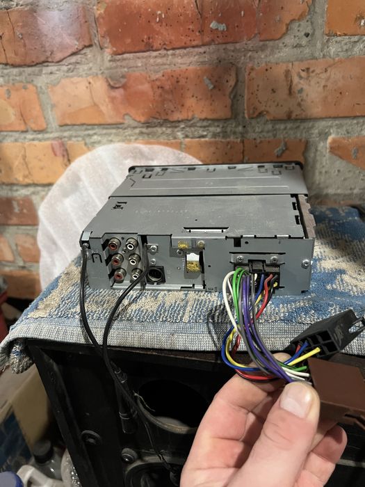 Продам магнітолу JVC KD-G722