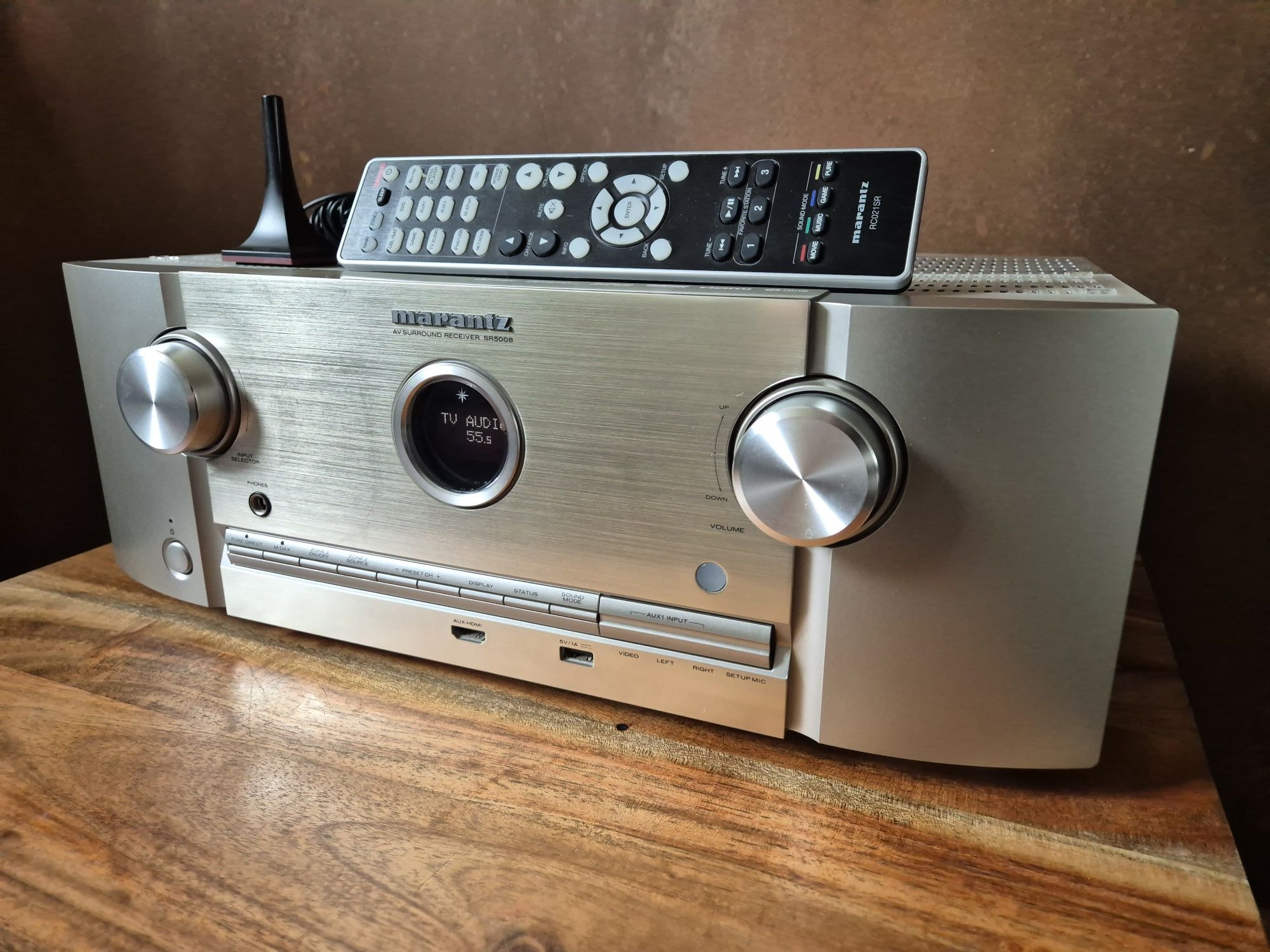 Amplituner Marantz SR5008