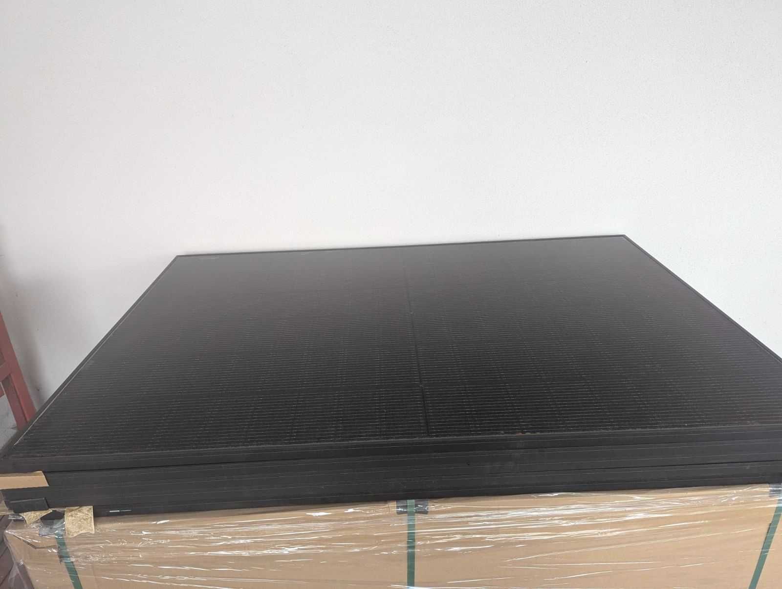 Сонячні панелі M10-MBB TOPCon Mono
Bifacial Module 
CETC-430T(GDF)/108