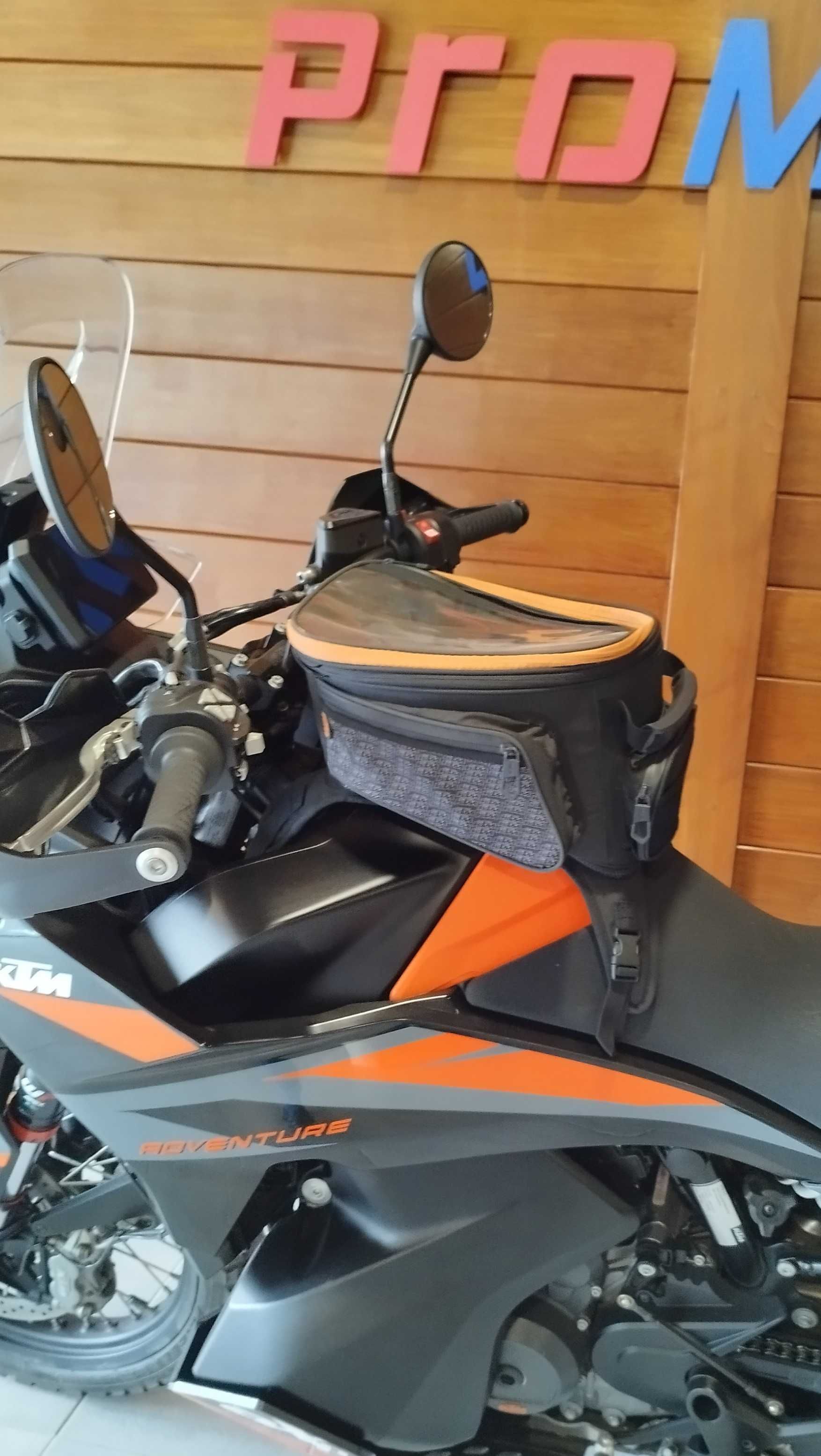 KTM 890 Adventure