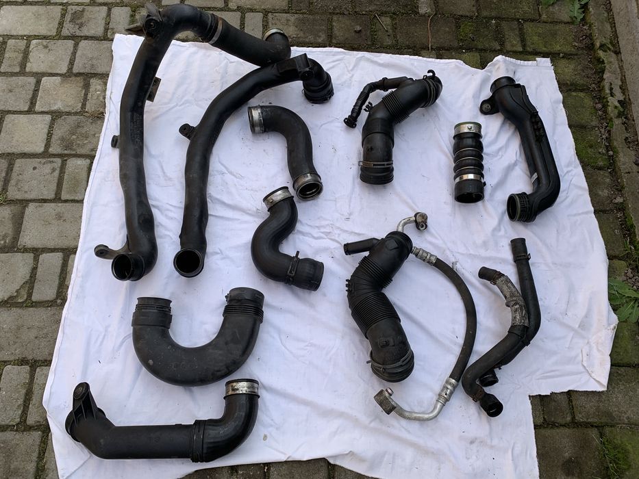 Дверні карти touran 2.0 tdi/патрубки/радіатор/дзеркало/ущільнювач/ЕГР