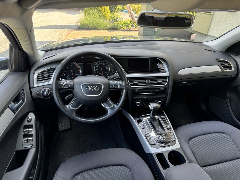 Audi A4 B8 LIFT 2.0 TDI 150KM *automat*ledy*navi*zarej.PL*