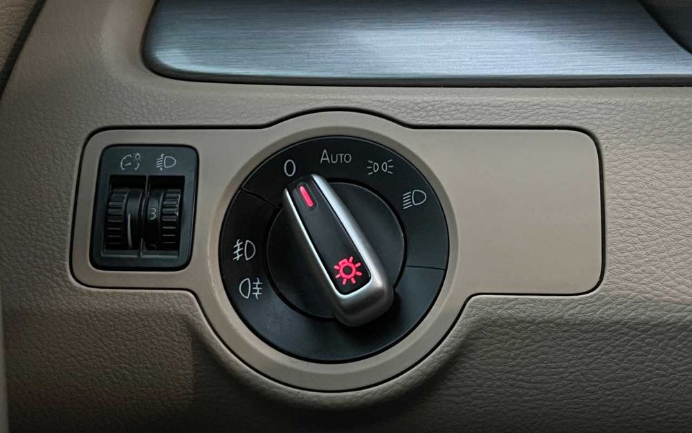 Volkswagen Passat 2011