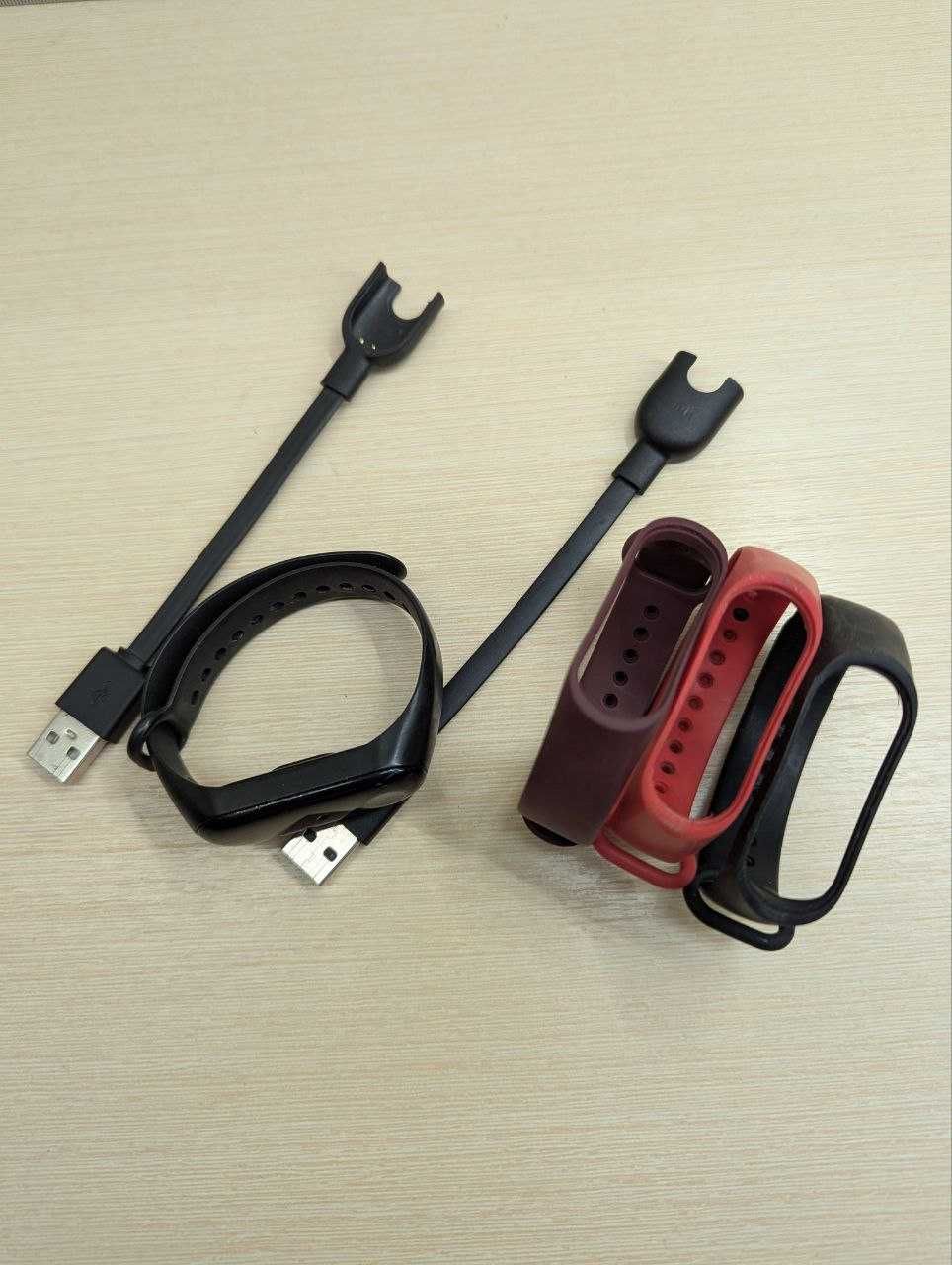 Комплект xiaomi mi band 3 + 4 ремешка + 2 зарядки смарт часы