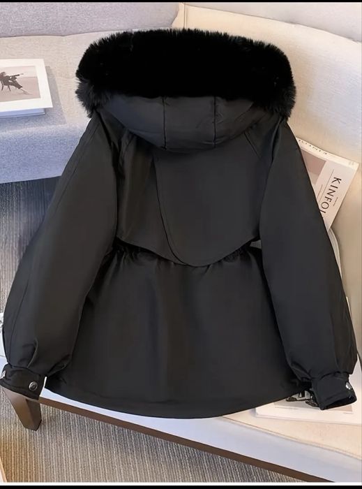 Продам нову шикарну теплу парку,куртку