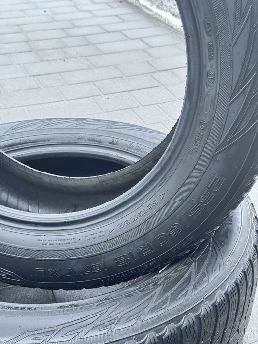 Шини 235/60/r18 зима Nokian 2021 року пара