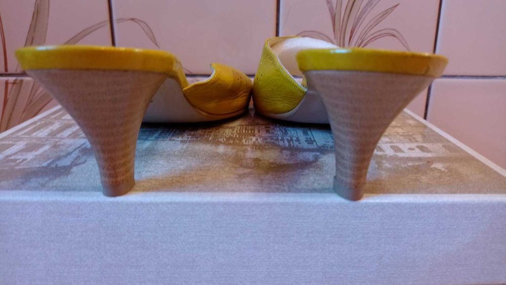 Klapki skórzane Lampert r.39