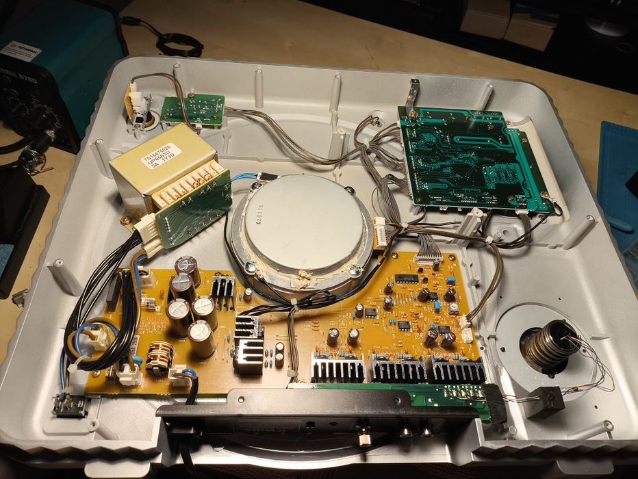 Serwis Gramofonów dj-skich mikserów słuchawki modyfikacje czyszczenie