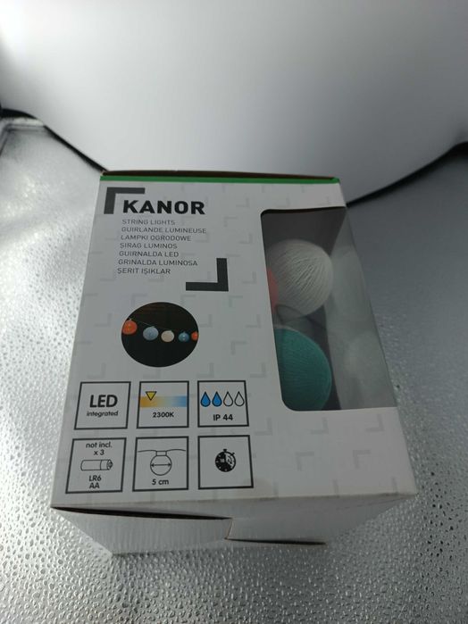 Lampki ogrodowe LED multikolor – dekoracja tarasu i balkonu