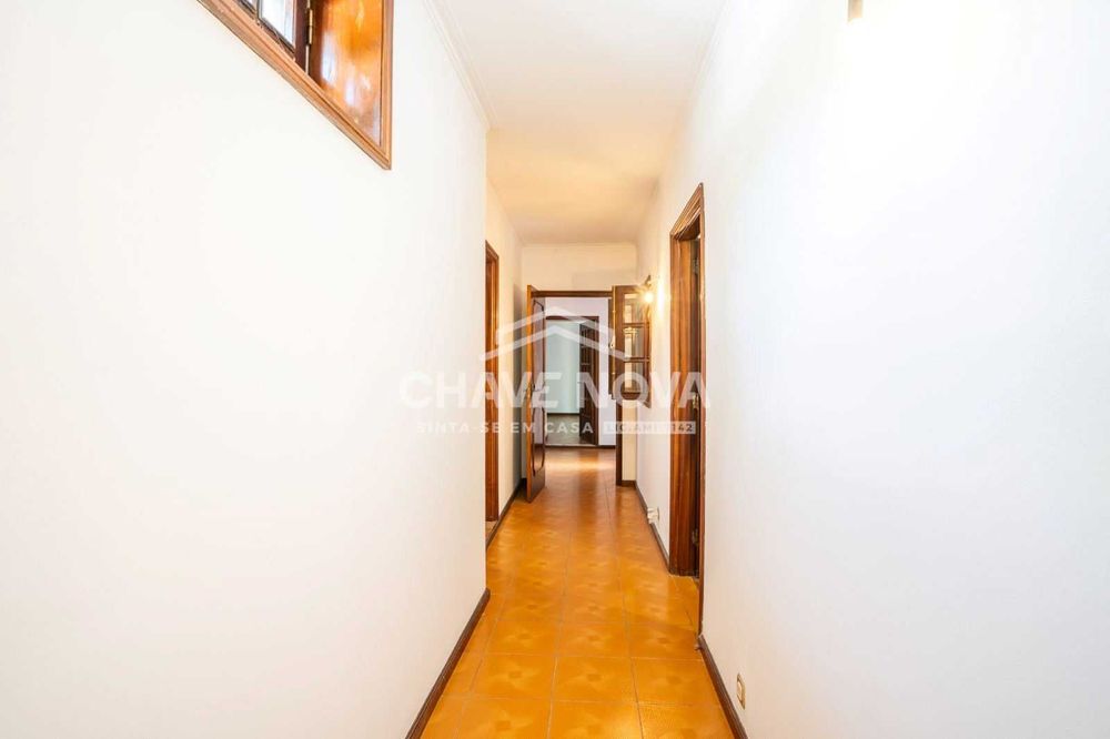 Moradia Isolada V2+1 c/ Terraço em Pedroso