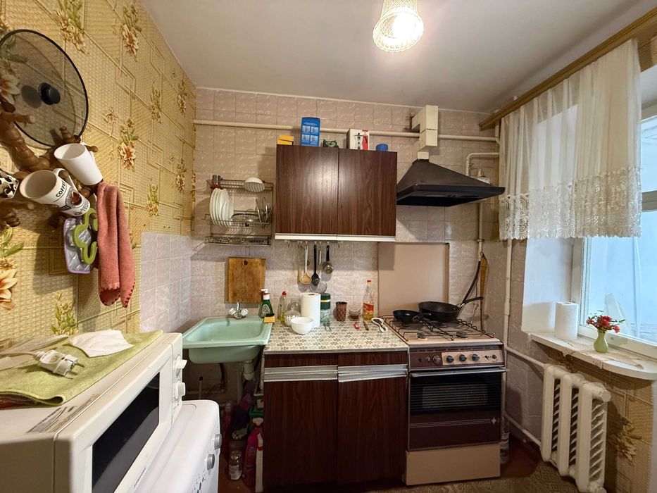 Продам 1-кімнатну квартира на Гречанах