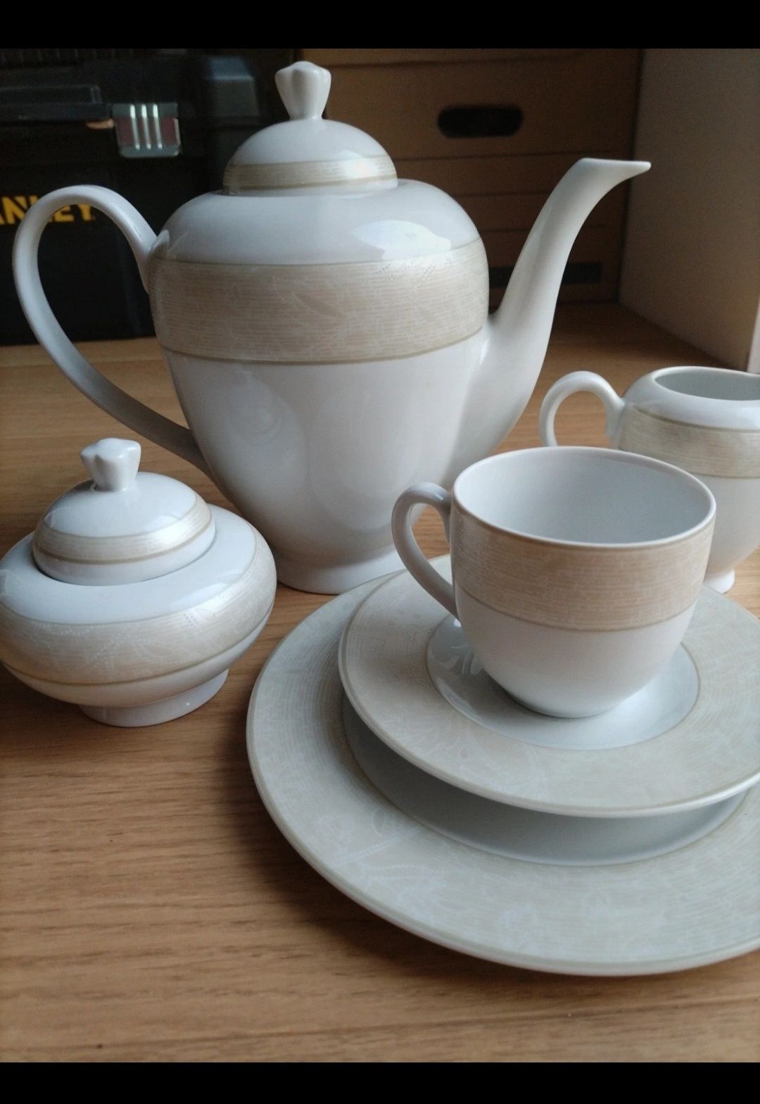 Serwis kawowy Karolina herbaciany porcelana