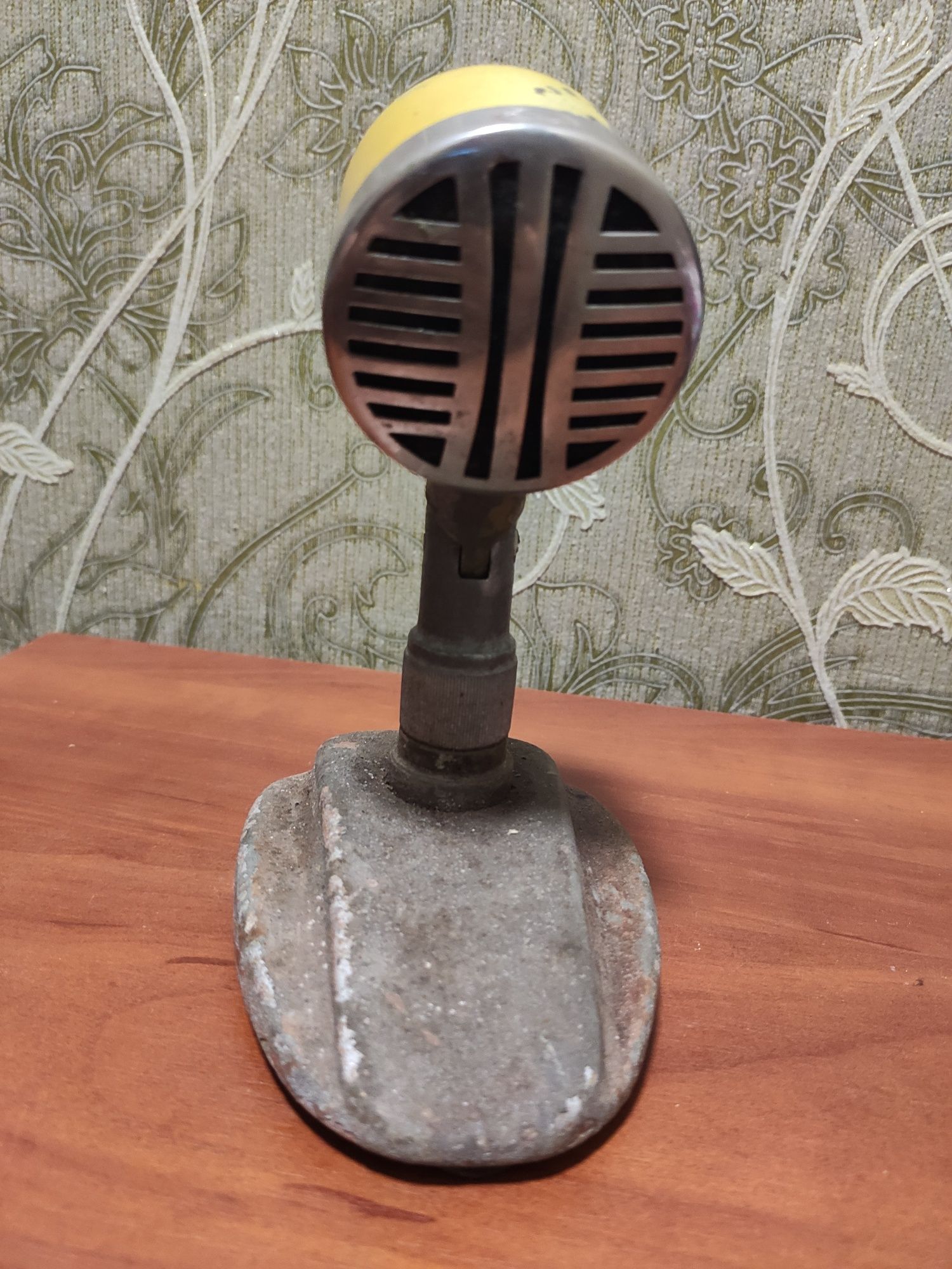Продам микрофон Актава 1958г