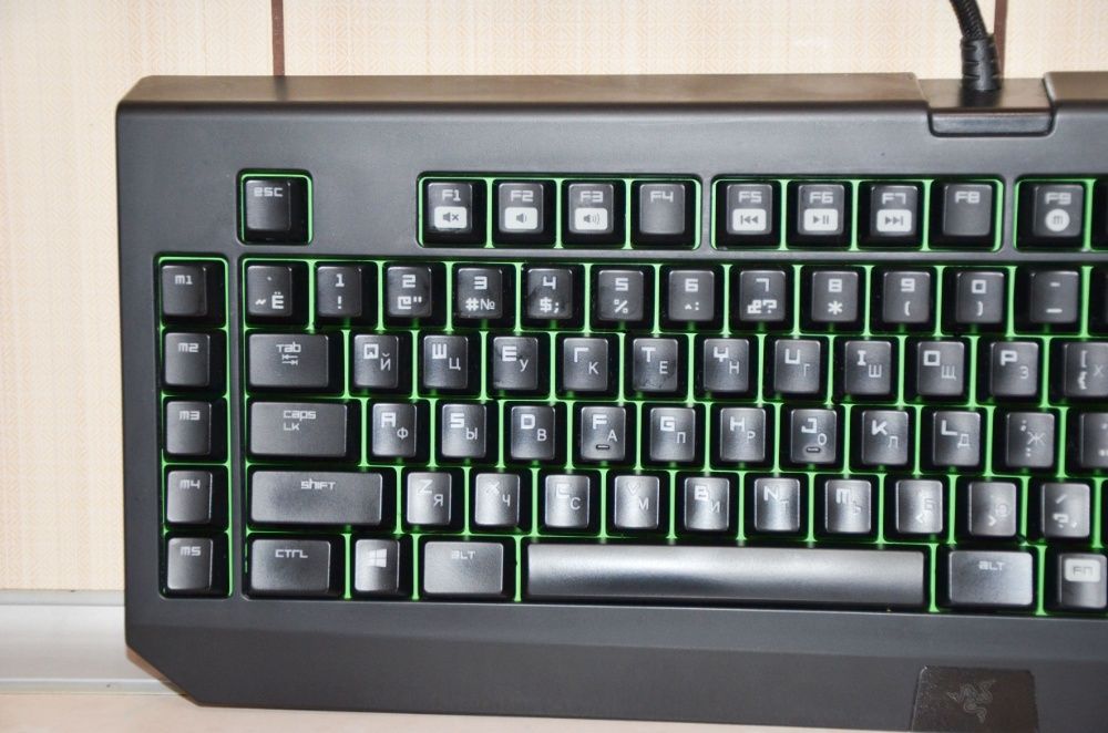 Клавиатура Razer BlackWidow Ultimate 2014 (RZ03-00385200-R3R1)