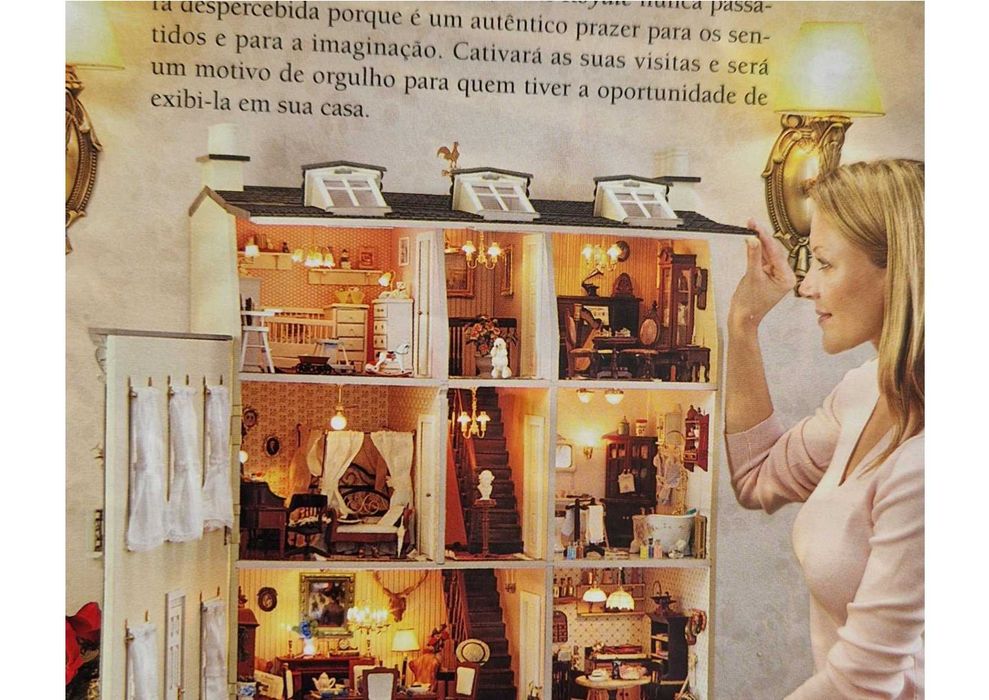 Casa Bonecas de Luxo iluminada