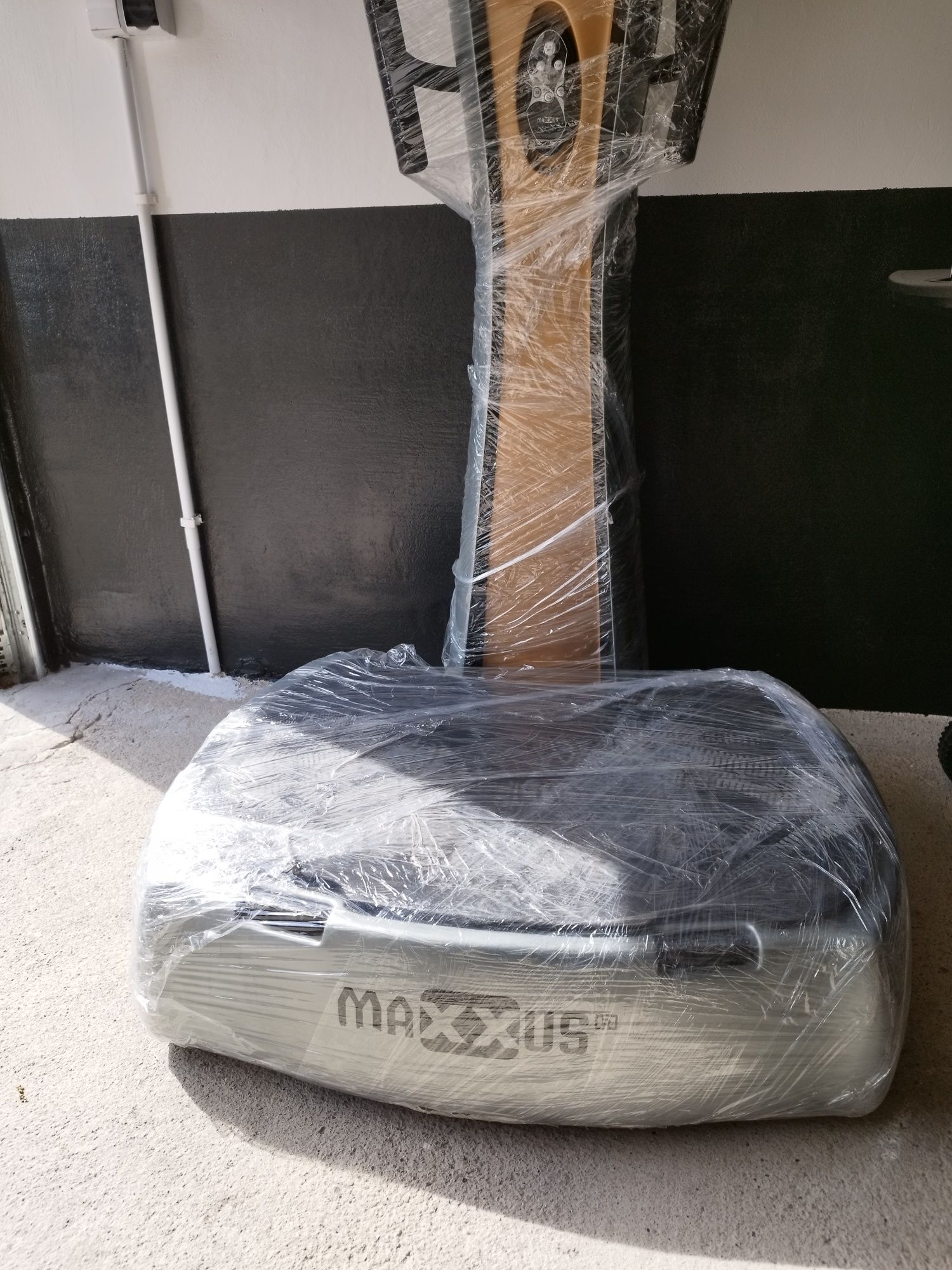 Platforma wibracyjna MAXXUS
