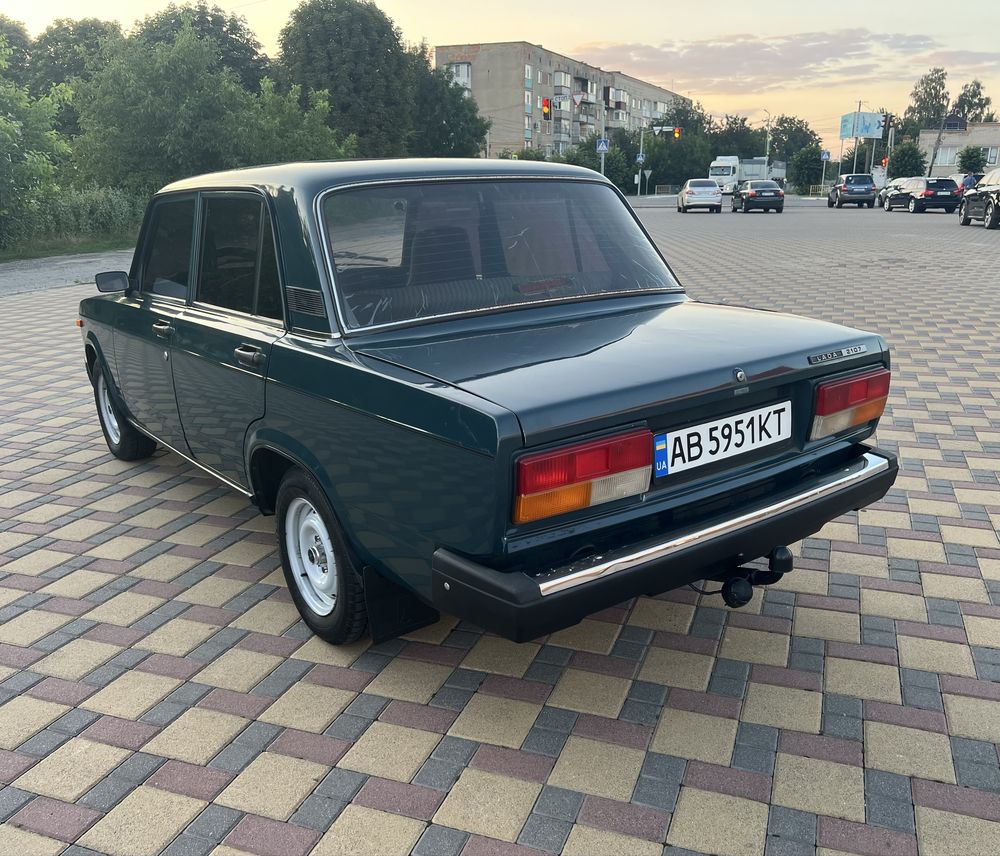Ваз 2107 Не фарбована.
