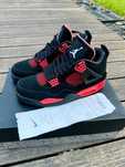 buty_Jordan 4_Retro Nowe_Obuwie sportowe Rozmiar.41