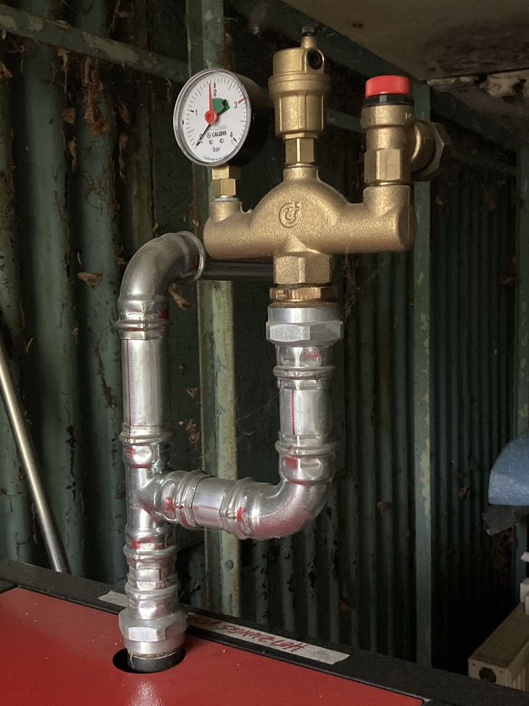 Kocioł na drewno do ogrzewania całego domu 20Kw