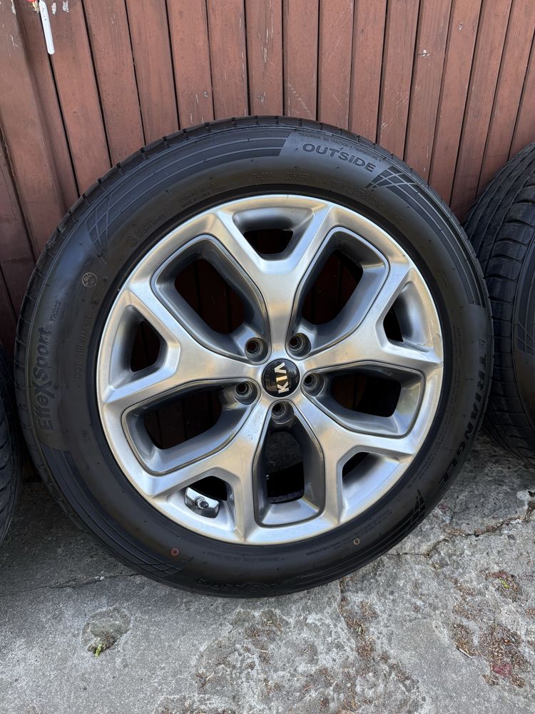 Koła felgi 5x114.3 R19 Kia Sorento opony letnie 235/55R19