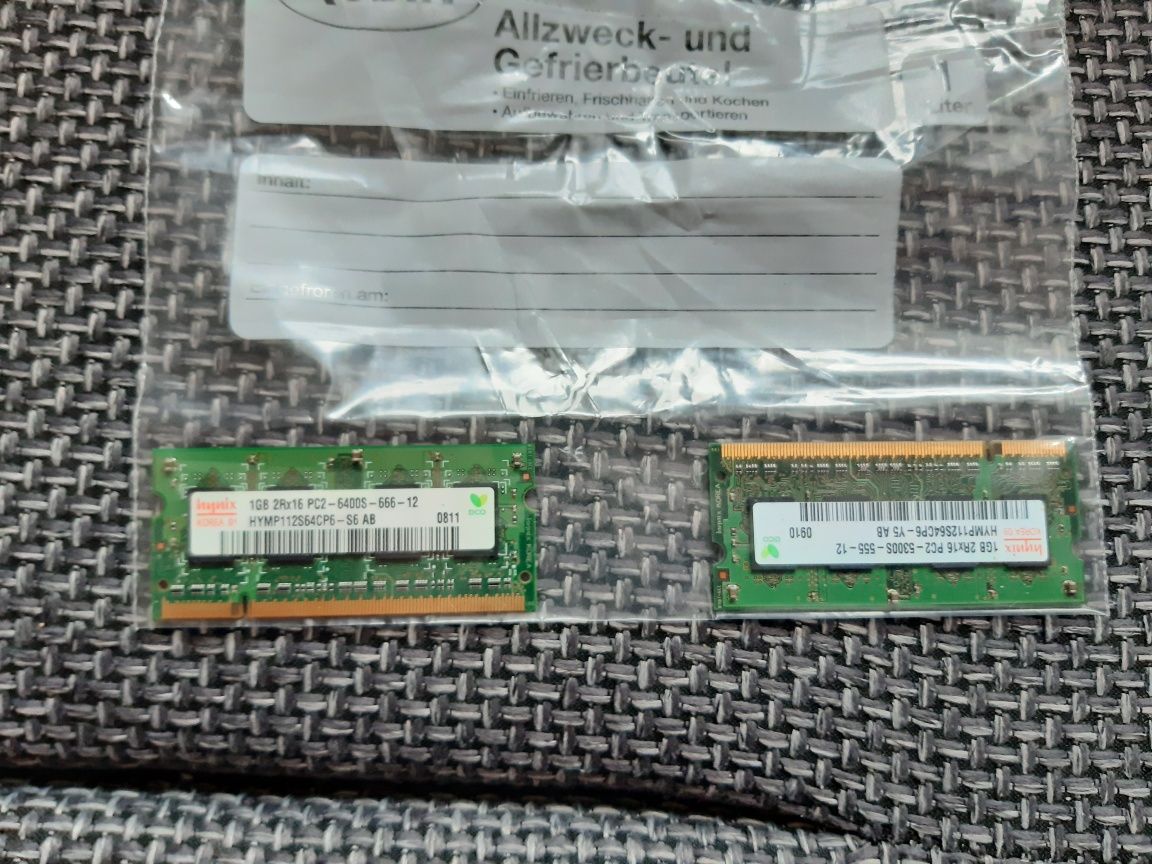 Pamięć/ Kości RAM DDR 2GB 2x1 GB 666 MHZ 555 MHZ