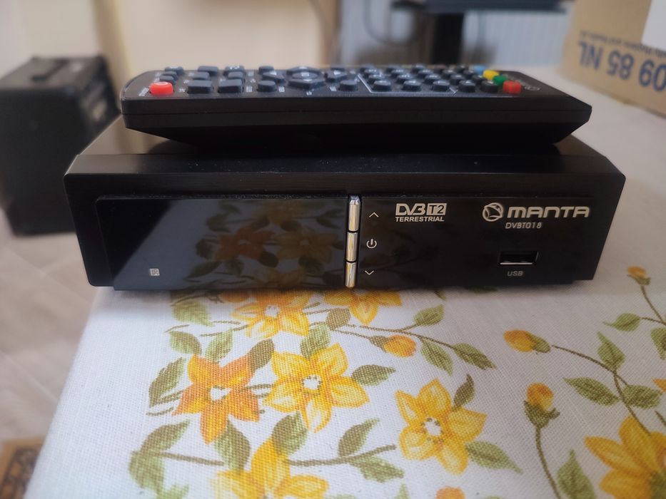 Zestaw 2x.dekoder dvb-t Manta DVBT018 Opticum STB HD T90