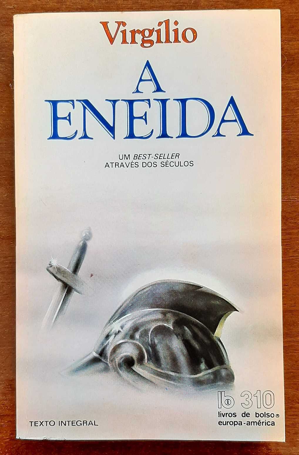 Livro "A eneida", de Virgílio