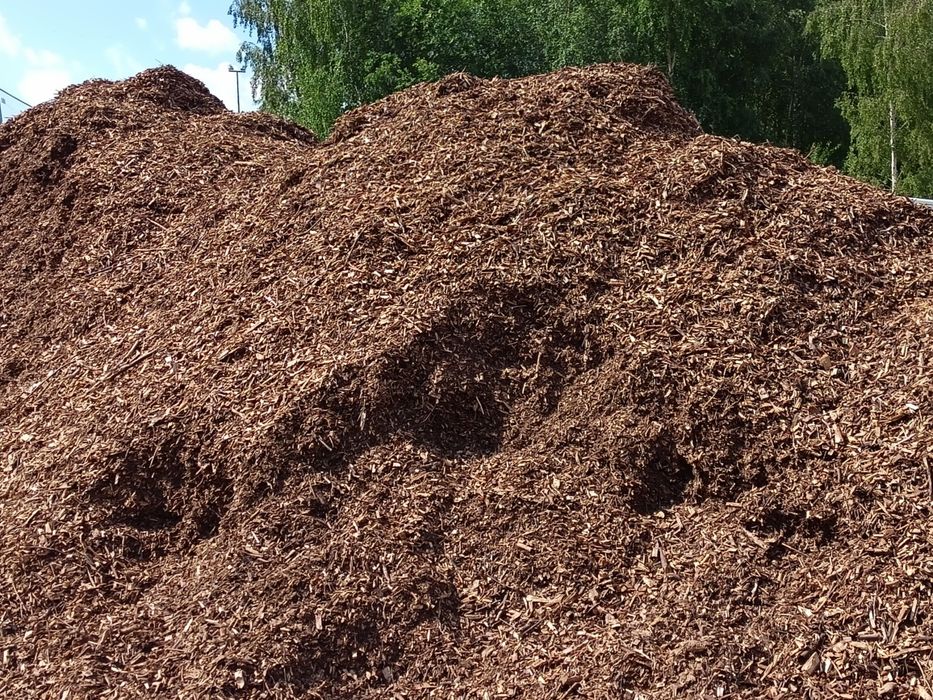 Zrębka ogrodowa na podsypkę kompostowa leśna drzewna
