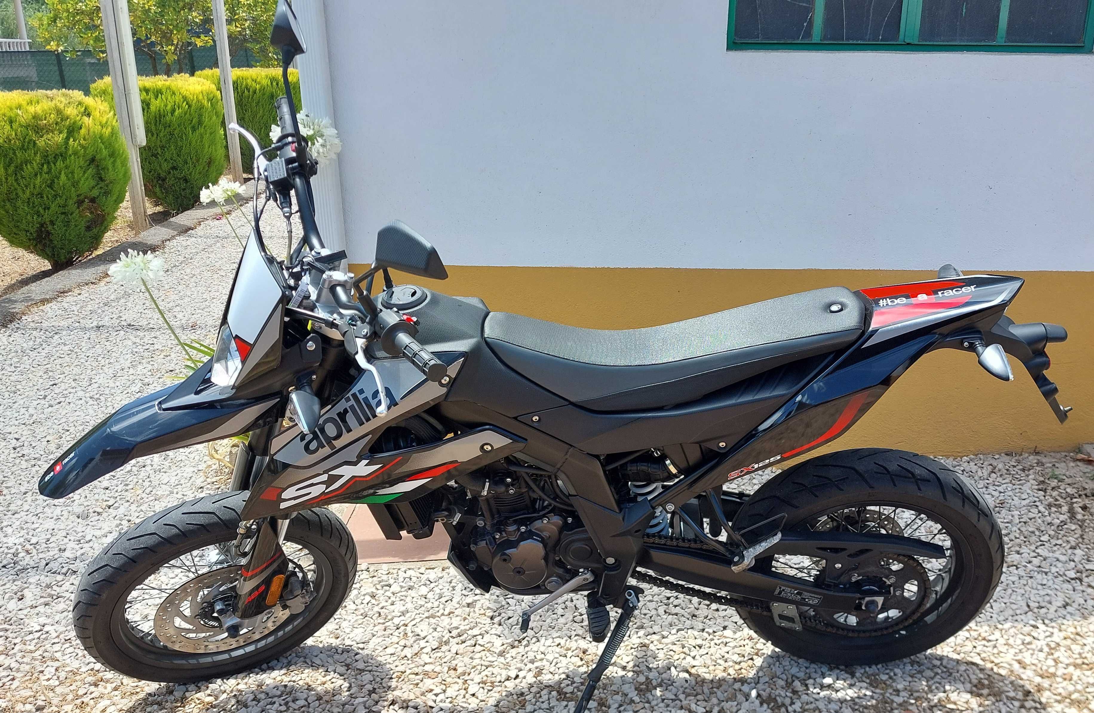 Aprilia SX 125, como nova!