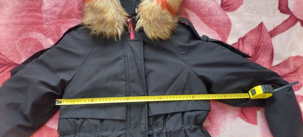 Зимова куртка на дівчинку ріст 165