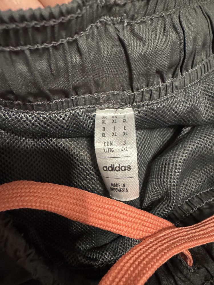 Шорти сірі adidas xl