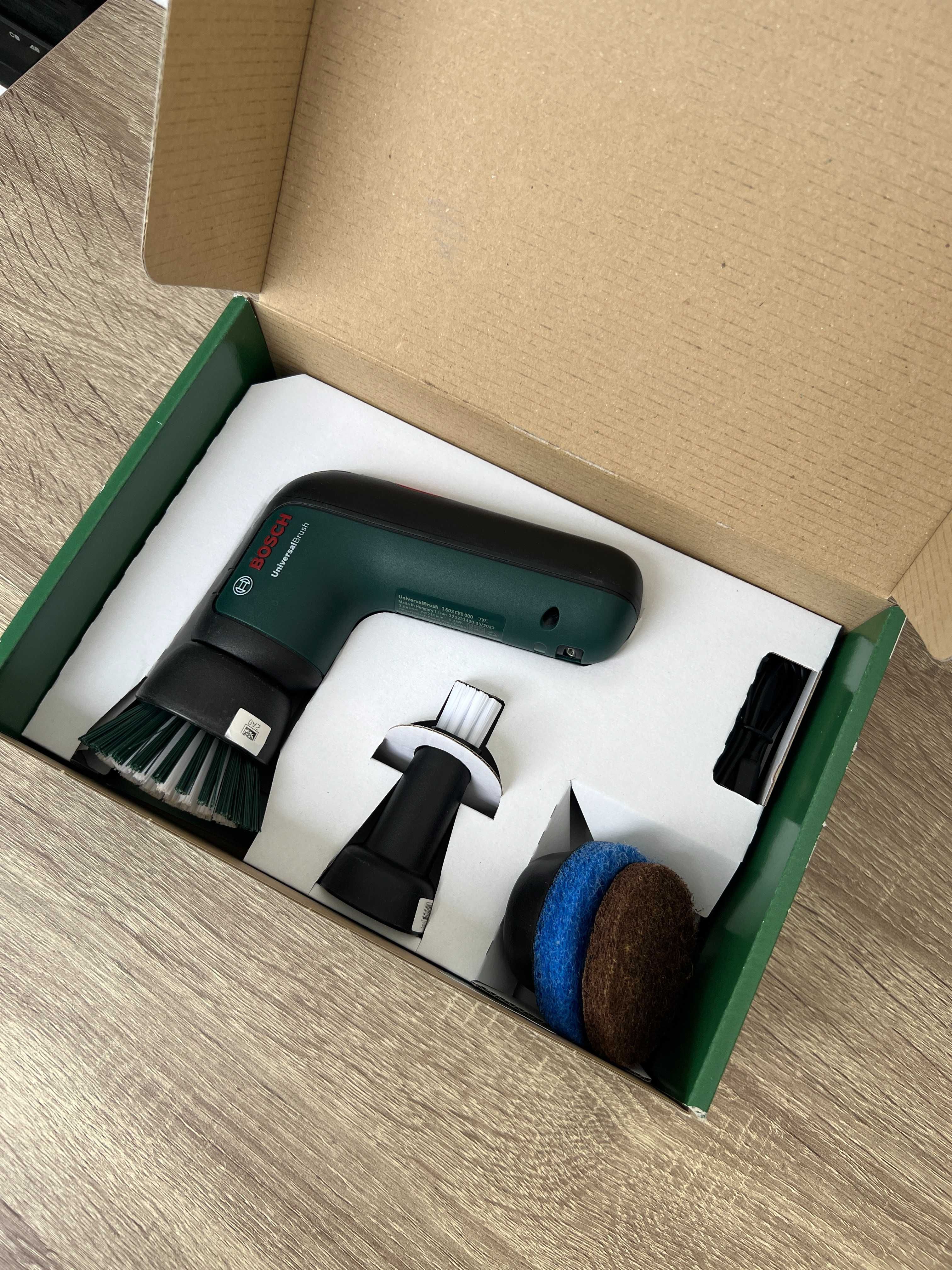 Bosch UniversalBrush універсальна щітка