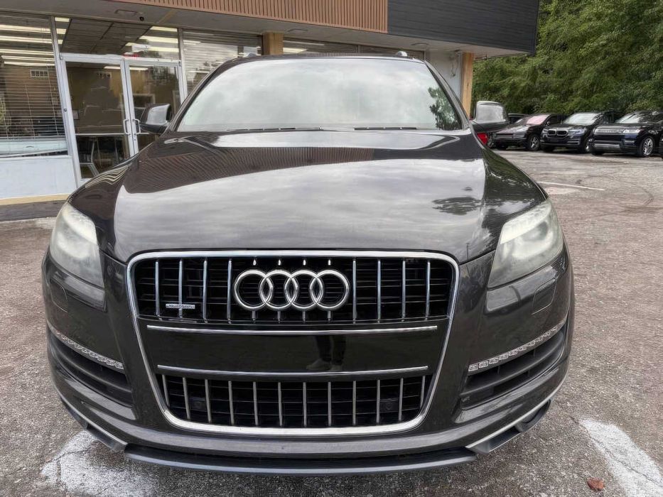 Audi Q7      2014