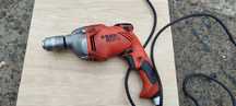 Продам дрель Black & Decker