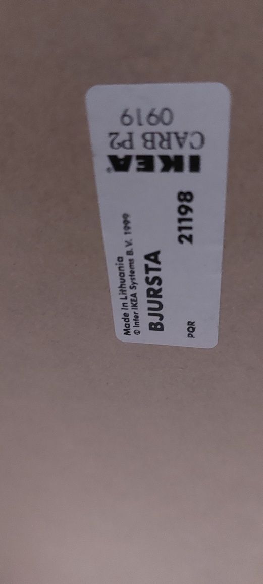 Mesa Ikea Bjursta